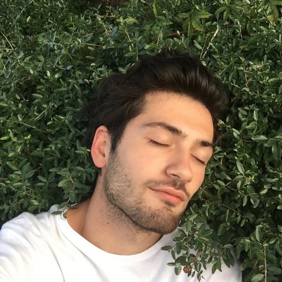 Meet your Posher, Taha erdem - Picture 1 of 1